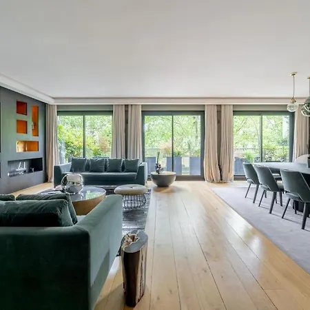 Superb 2-beds Apt With Ac In 16th Appartement