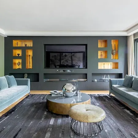 Superb 2-beds Apt With Ac In 16th Appartement