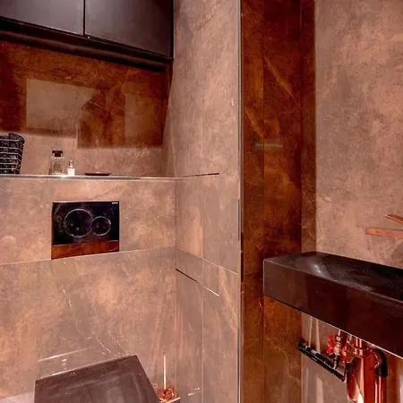Superb 2-beds Apt With Ac In 16th *